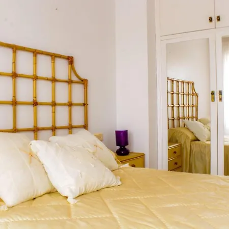 Dawids Apartmt Near The Апартаменти